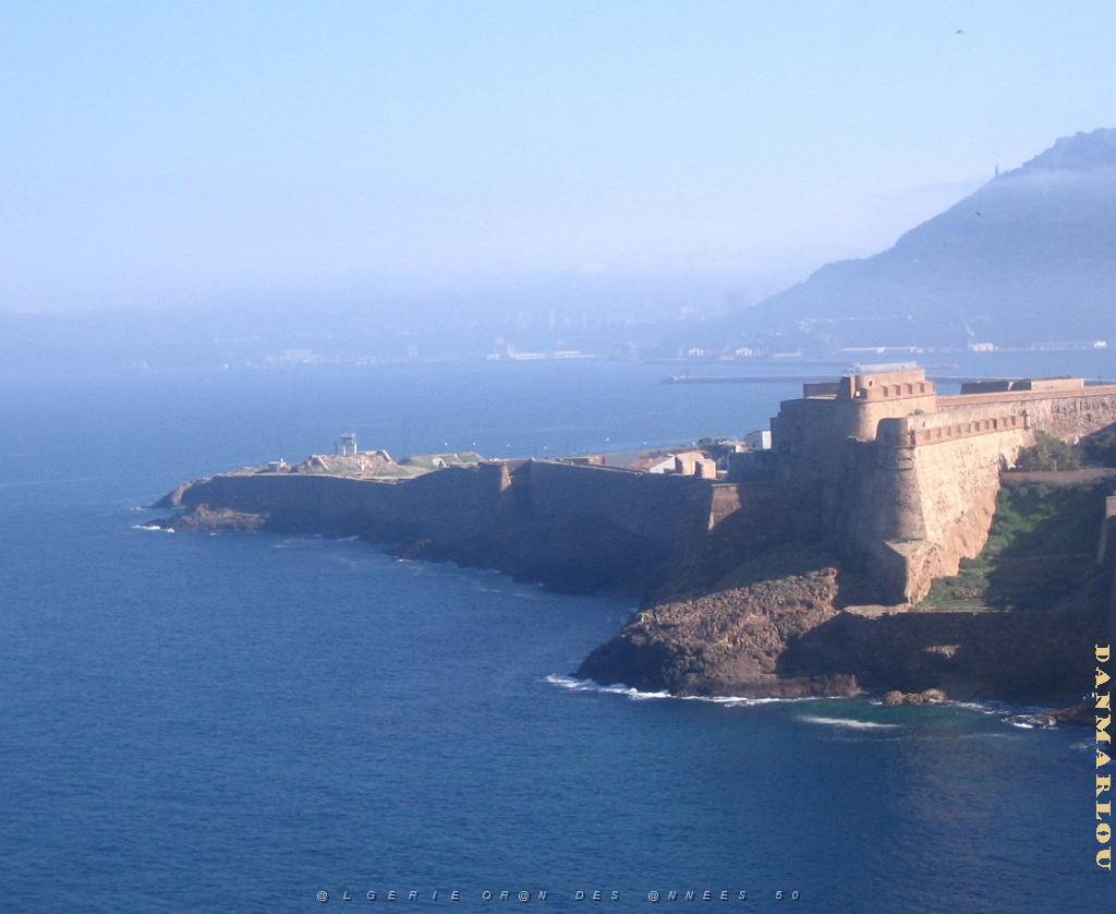 Mers el kebir LE FORT DEPUIS L ESCARGOT.jpg